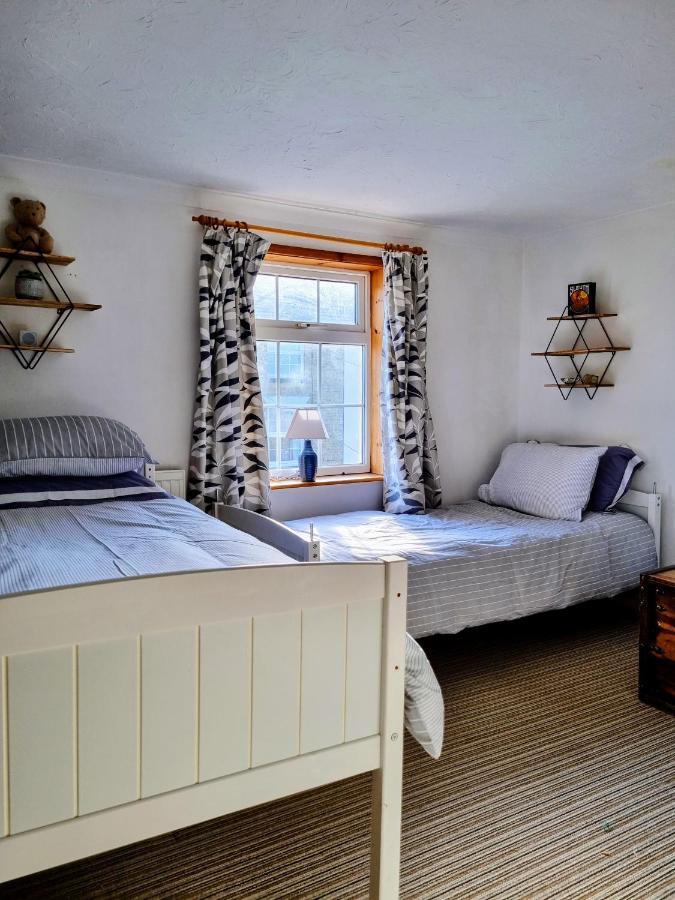 2 Bedroom House Within Walking Distance Of Town Cowes  Kültér fotó